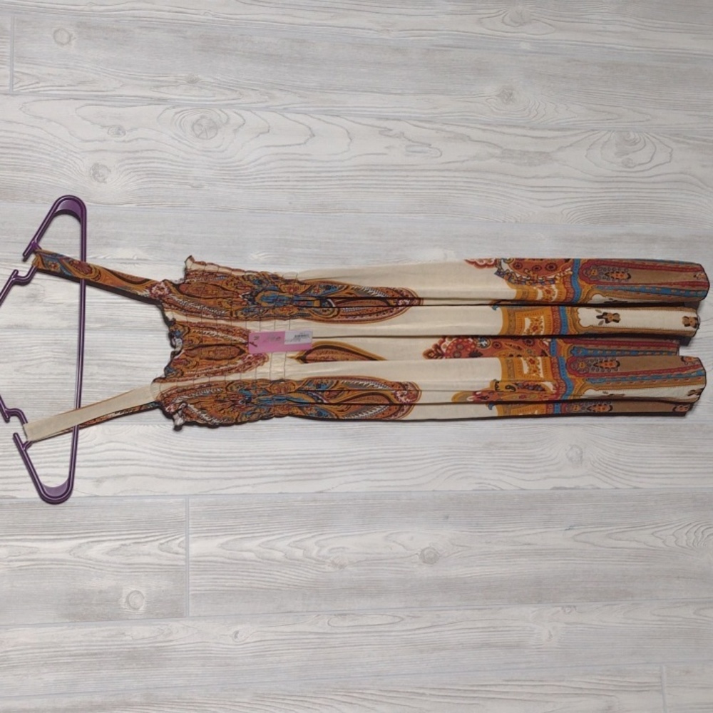 Pretty Silk Dress - Picture 5 of 11